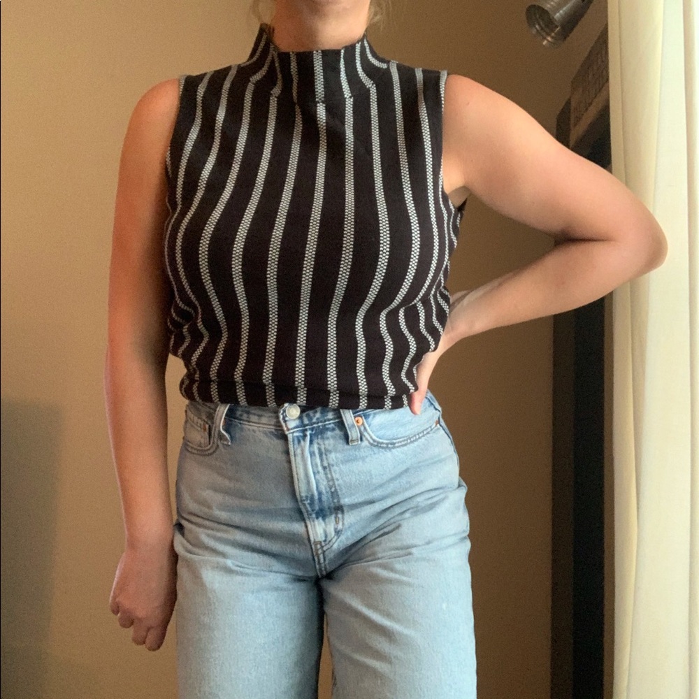 Anthropologie Black & White Sleeveless  Sweater